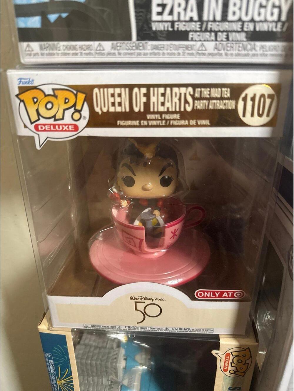 Funko Pop! Deluxe Queen Of Hearts (Target) 6" 1107